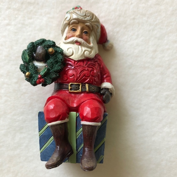 Jim Shore Santa Figurine. - Picture 1 of 1